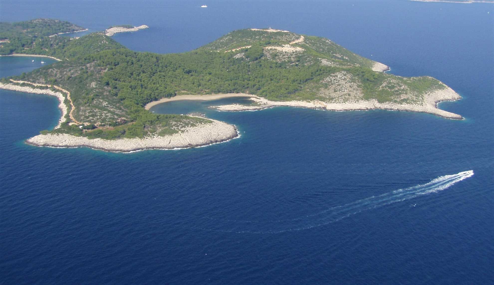 Blace-stranden på øya Mljet i Kroatia