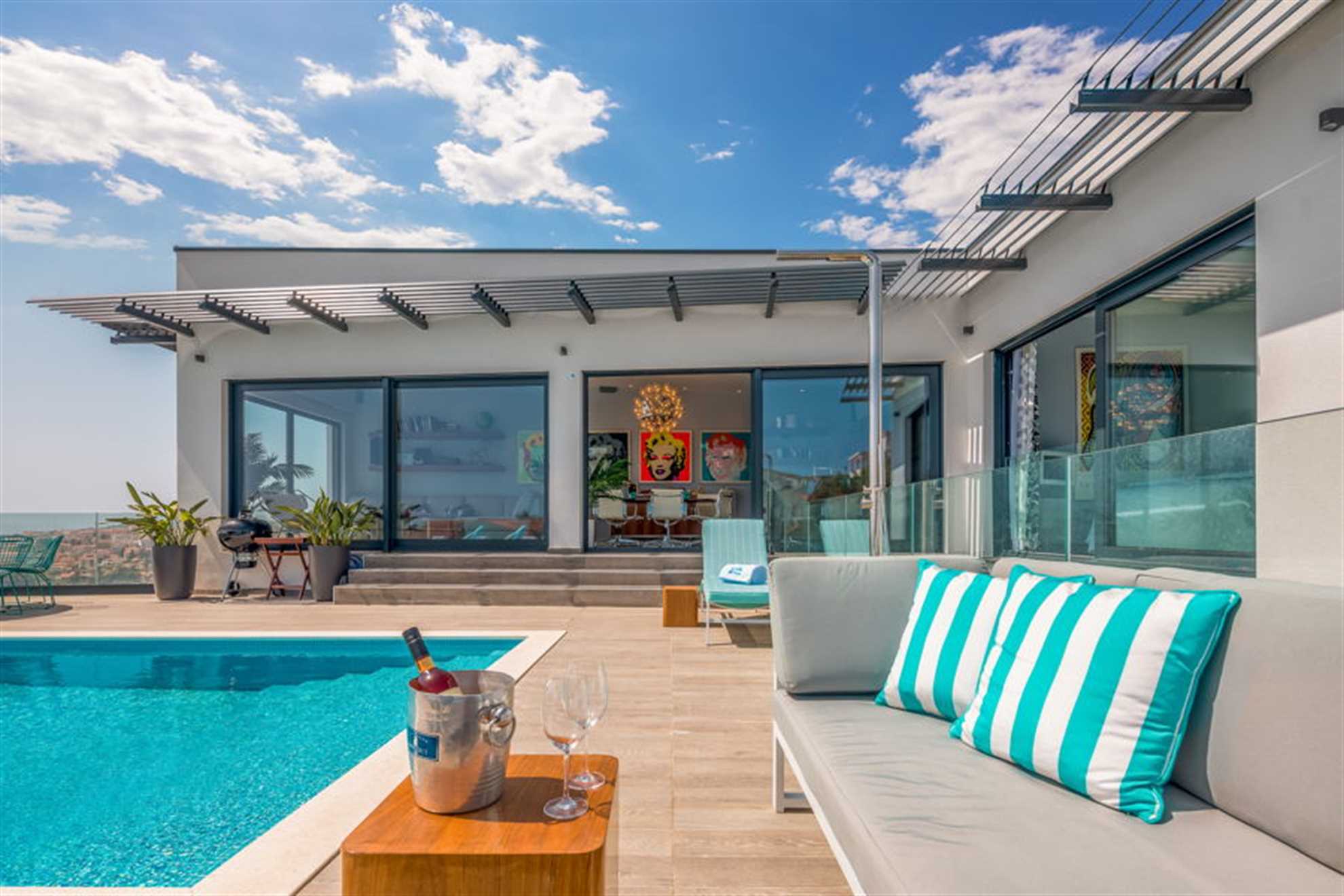 Sitting area on the pool terrace