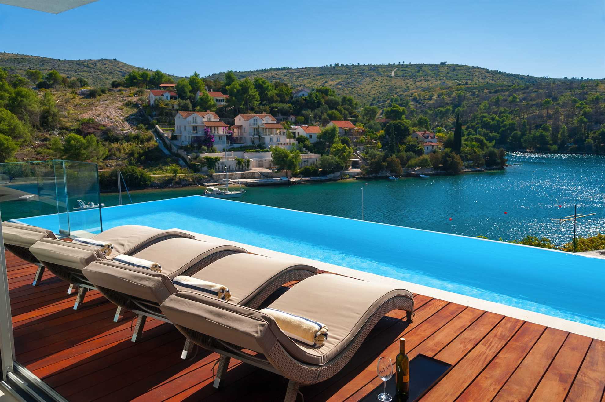 Luksusvilla fly meg til månen med svømmebasseng, Brac, Kroatia
